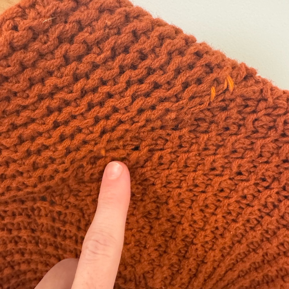 Pendleton Men's Rust Sweater Size Small - image 6